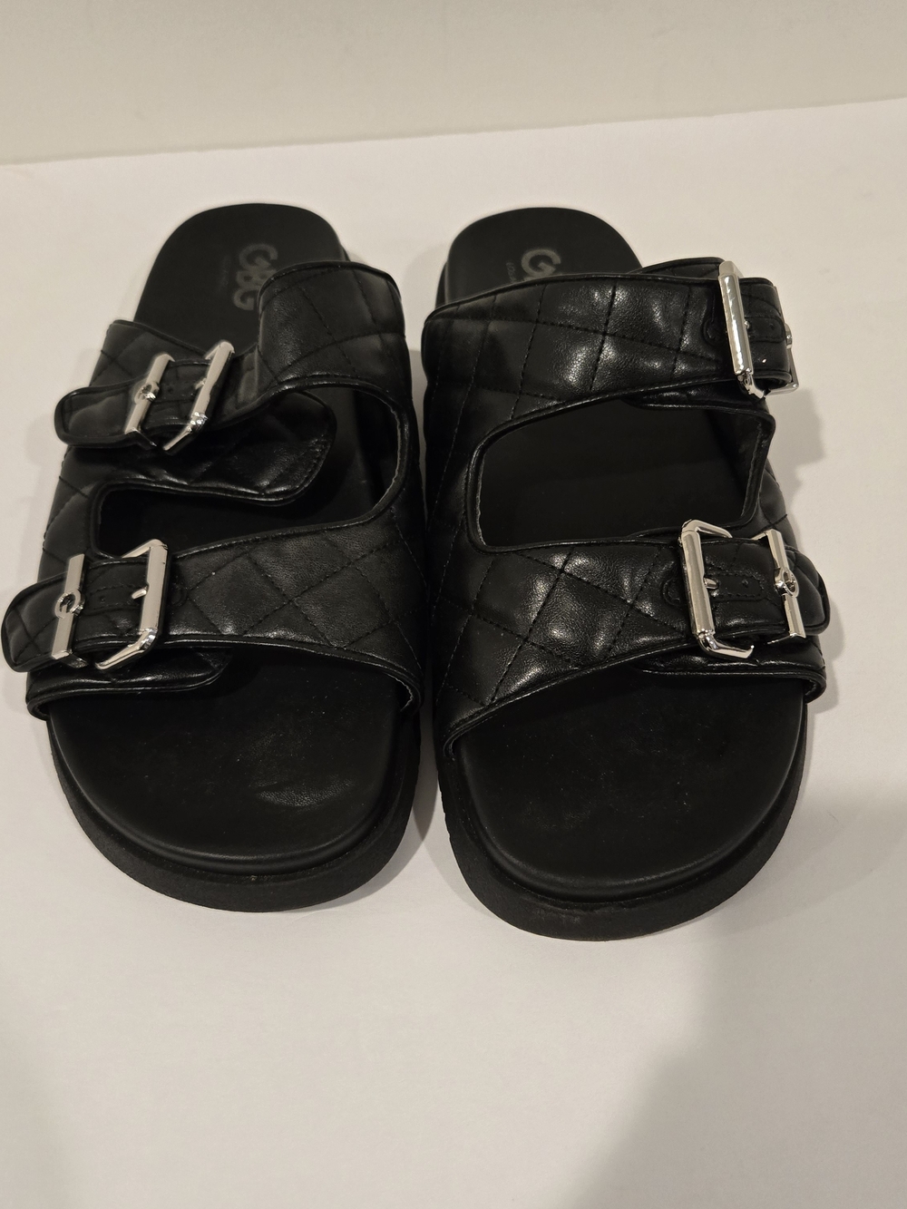 GBG Black Quilted Cushioned Gladiator Sandals Sz 11 Shoes Slides Womens Comfort